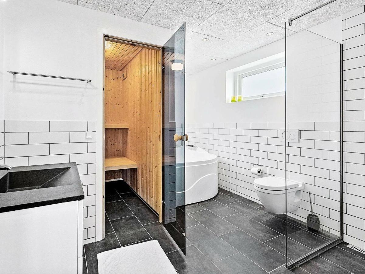 6 Person Holiday Home In R M Sonderby  Room photo